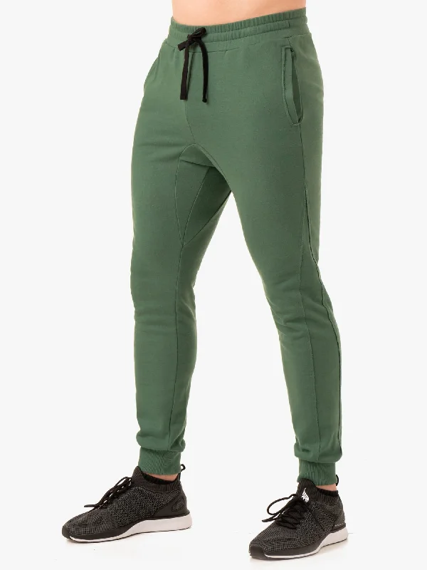 Discount Mania Force Track Pant - Green