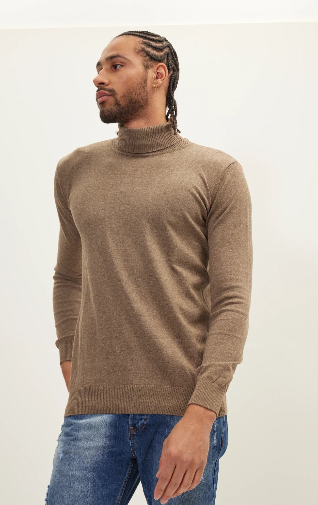 Price Slash Roll Neck Knit Sweater - Vizon
