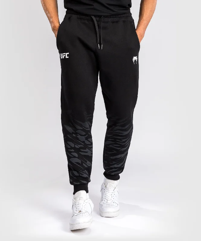 Bargain Blast UFC Fusion by Venum Men’s Replica Pant - Black