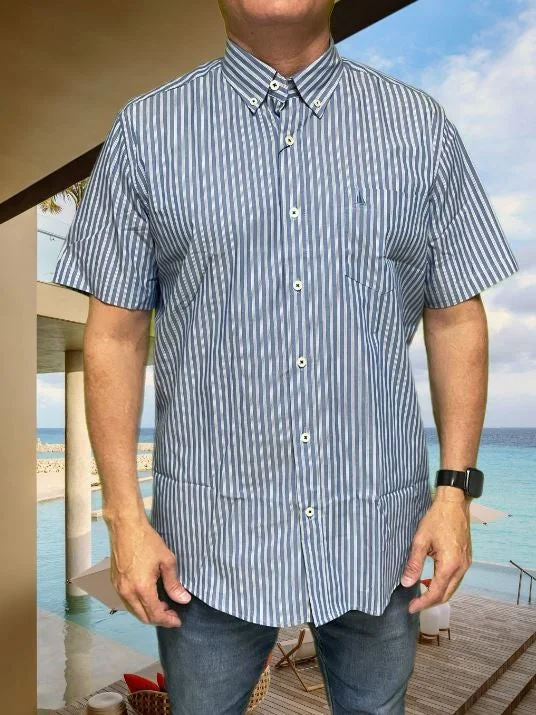 The Best Prices Regatta Short Sleeve Men's Woven Shirts Stripe