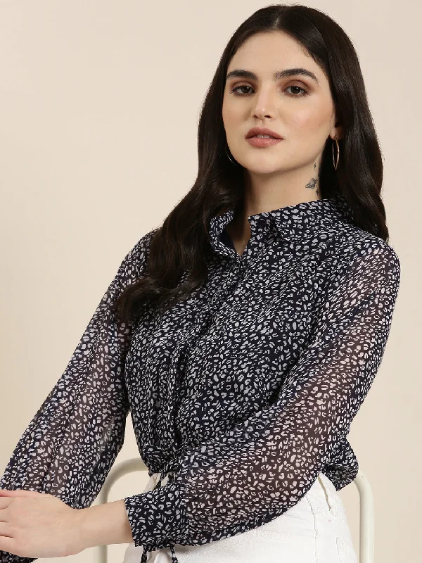 Weekend Offers That Shine Women Navy Blue Printed Shirt Style Crop Top