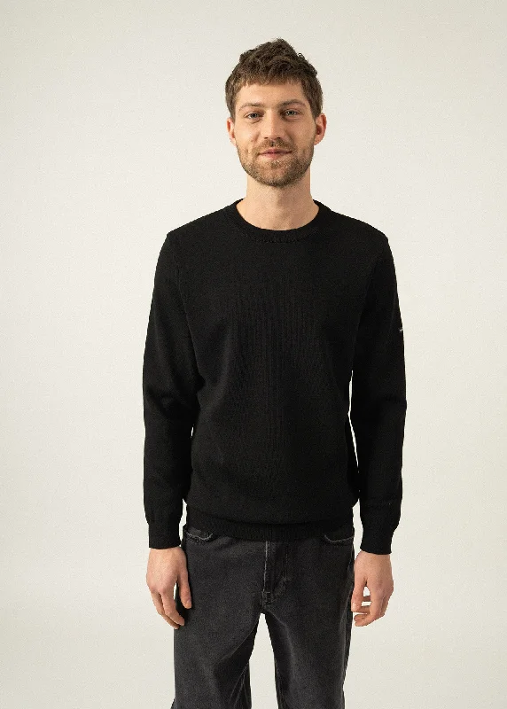 Instant Savings Cruiser round neck jumper - in soft wool (NOIR)
