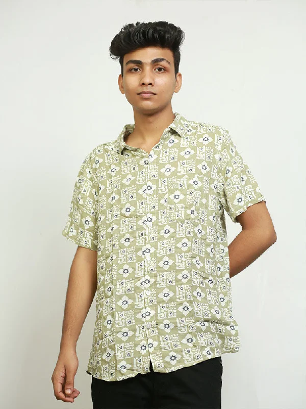 Shop the Weekend Away Men Regular Fit Rayon Printed Half Sleeve Casual Shirt