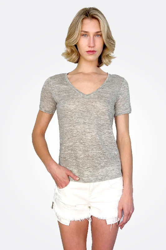 Weekend Discounts to Savor V Neck Shirt - Heather