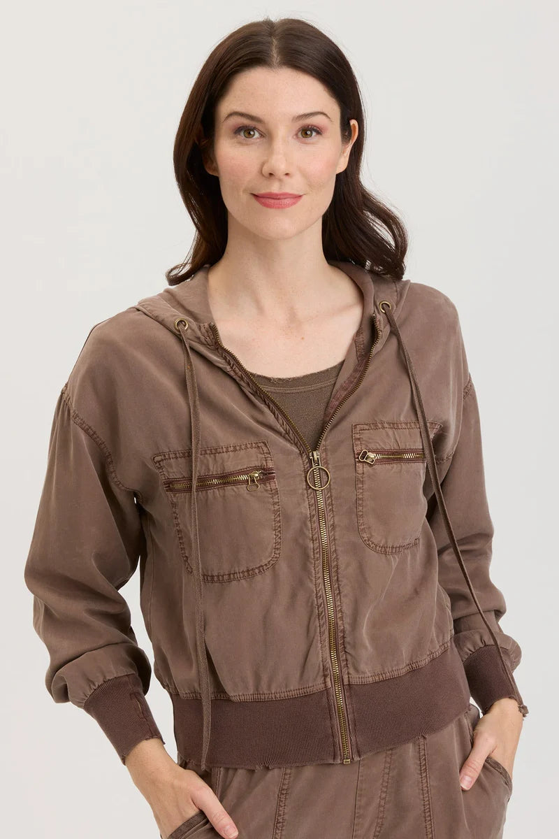 Great Deal Karney Distressed Bomber - Craft Pigment