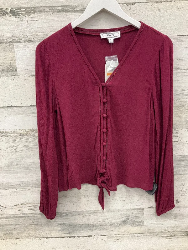 Weekend Specials to Relish Top Long Sleeve Basic By Hippie Rose In Red, Size: S