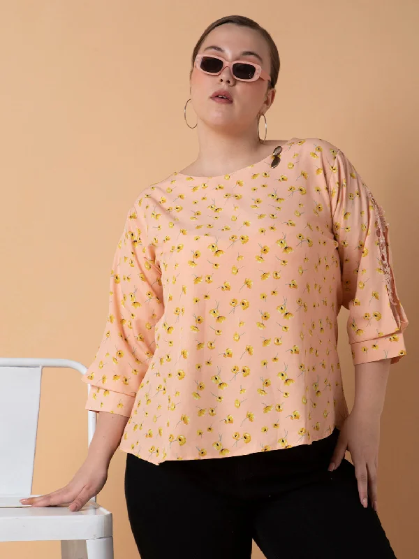 Weekend Bargains to Cherish Women Floral Peach Top