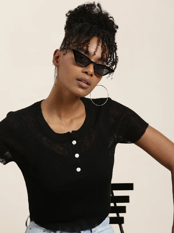 Weekend Specials to Indulge In Women Black Solid Crop Top