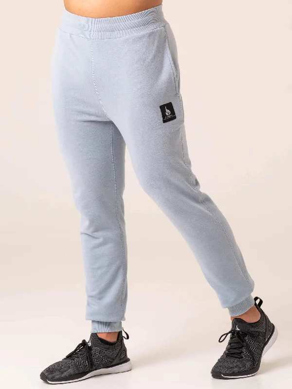 Act Fast Terrain Track Pants - Ice Blue