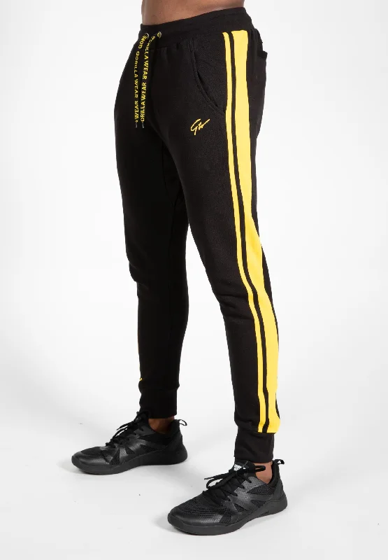Savings Galore Banks Sweatpants - Black/Yellow
