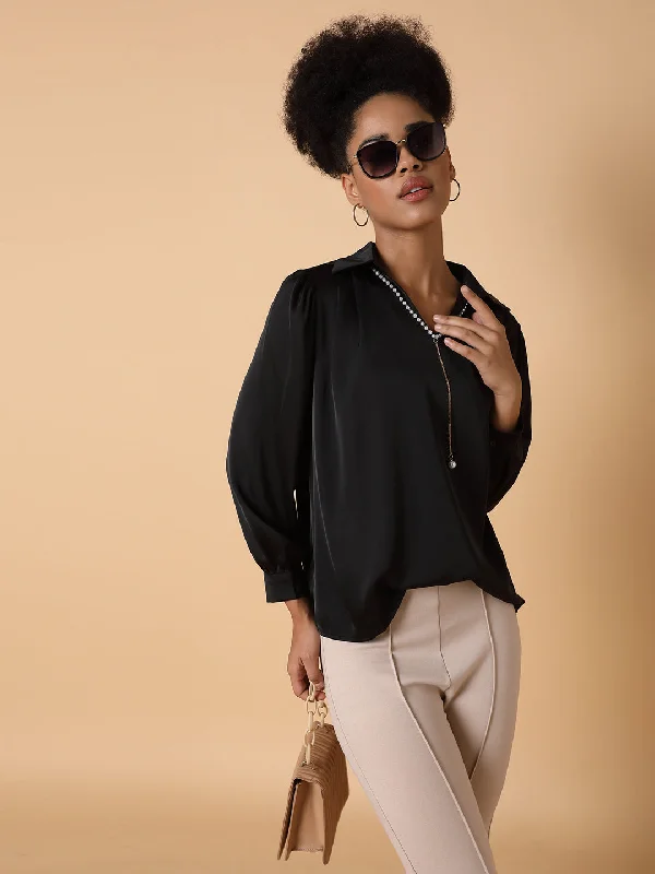 Act Fast Women Solid Boxy Black Top with Neck Chain