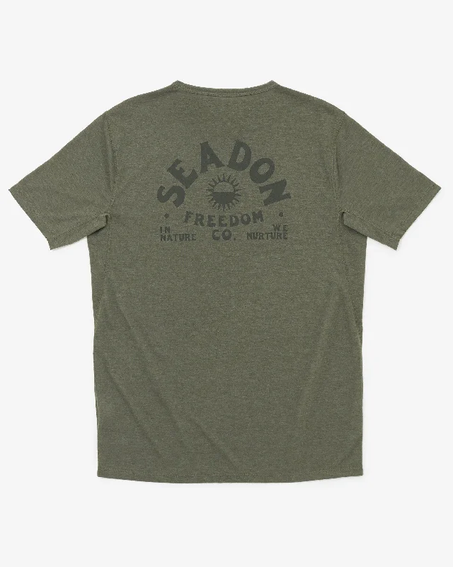 Weekend Deals That Sizzle M's Daymaker Tee- Freedom
