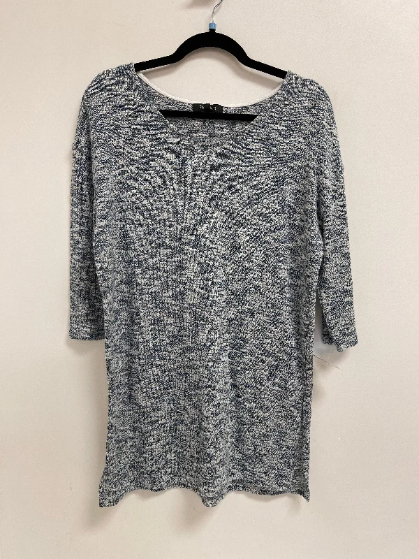 Savings Soar This Weekend Sweater Short Sleeve By Clothes Mentor In Blue, Size: M