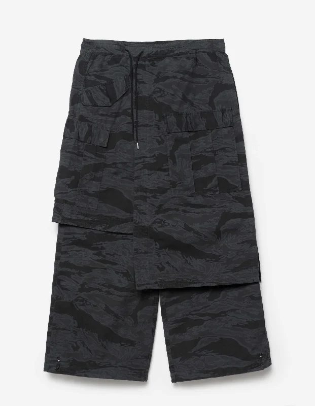 Weekend Savings Spectacular 6110 Camo Asym Hakama Track Pants Subdued Night