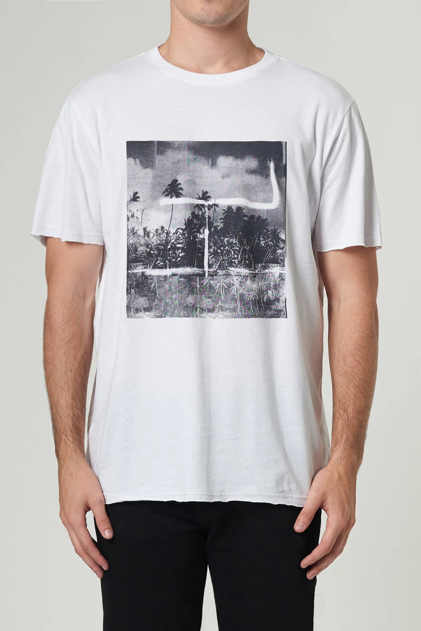 Super Bargain Neuw Graaf Linen Art Tee White