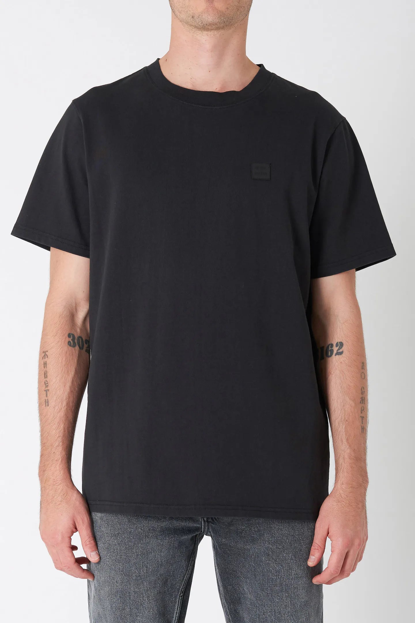 Sale Event Neuw Premium SS Tee Black