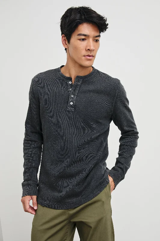 Weekend Bargains to Cherish SOTO HENLEY - WASHED BLACK
